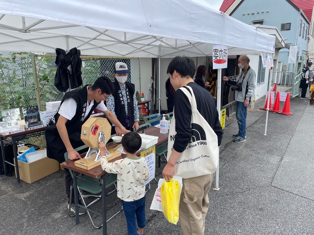 第6回いがてつマルシェの様子（大抽選会）